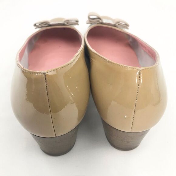 Salvatore Ferragamo VARA Golden Tan Patent Leather Bow Ballet Pump - Picture 9 of 16